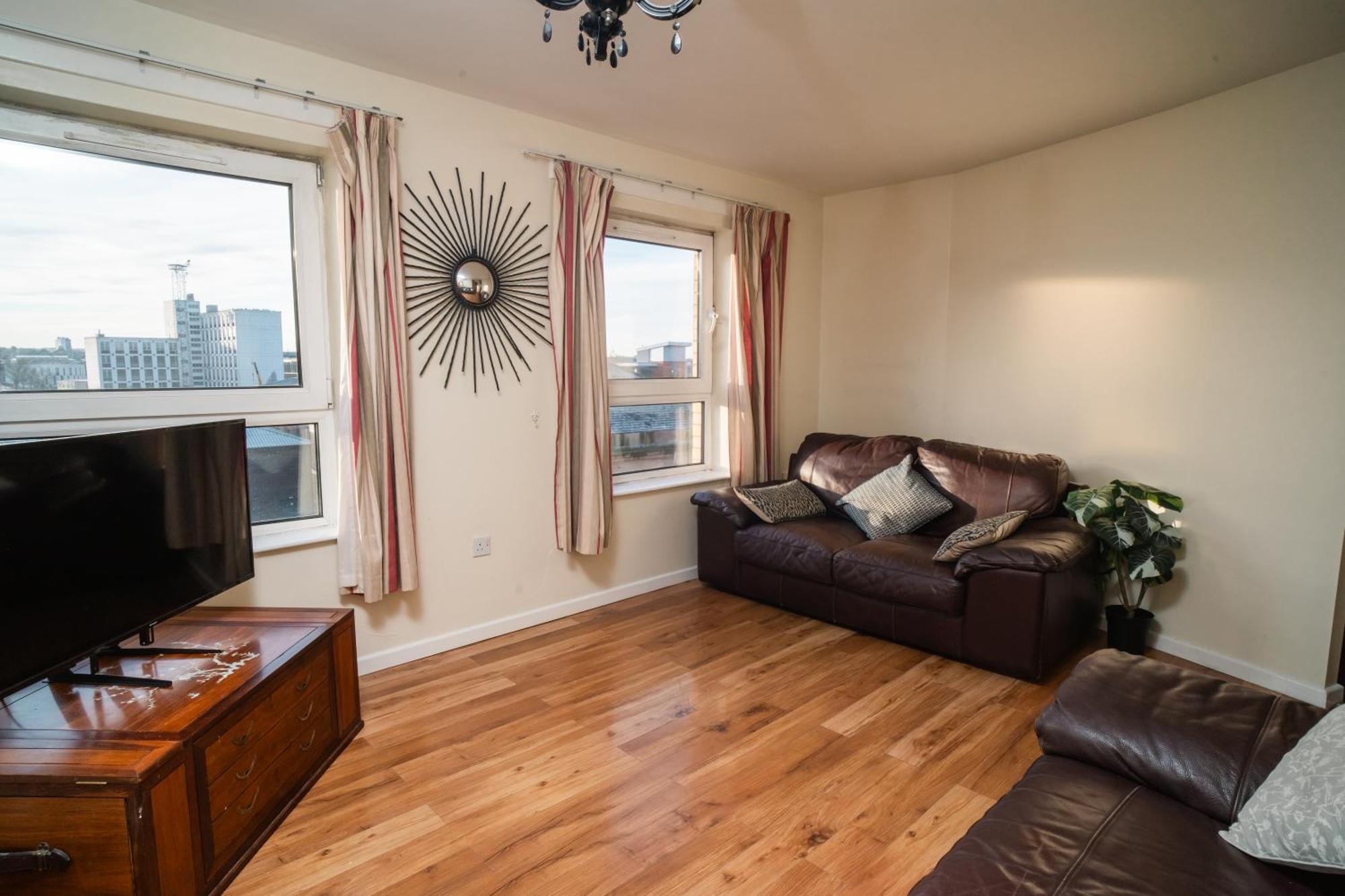 Central Duplex Apartment In Belfast City Centre Экстерьер фото